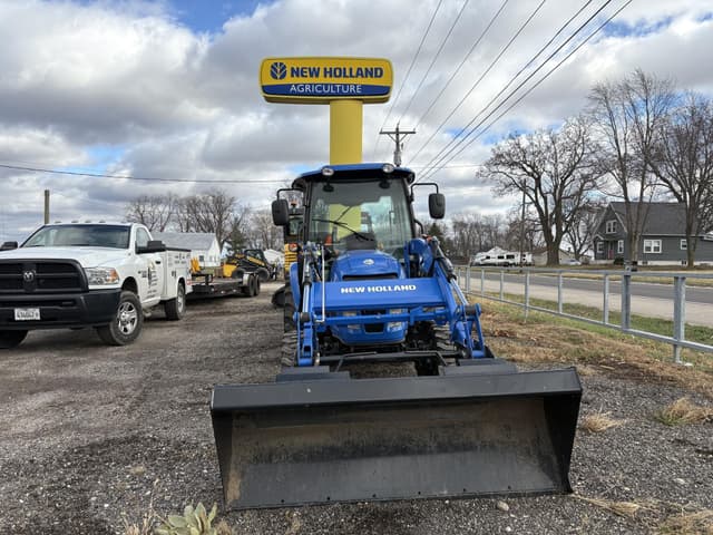 Image of New Holland Boomer 40 equipment image 1