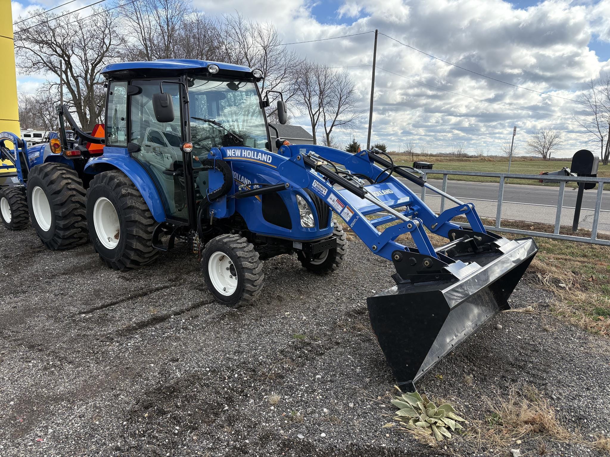 2021 New Holland Boomer 40 Equipment Image0