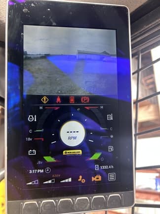 Image of New Holland C332 equipment image 4