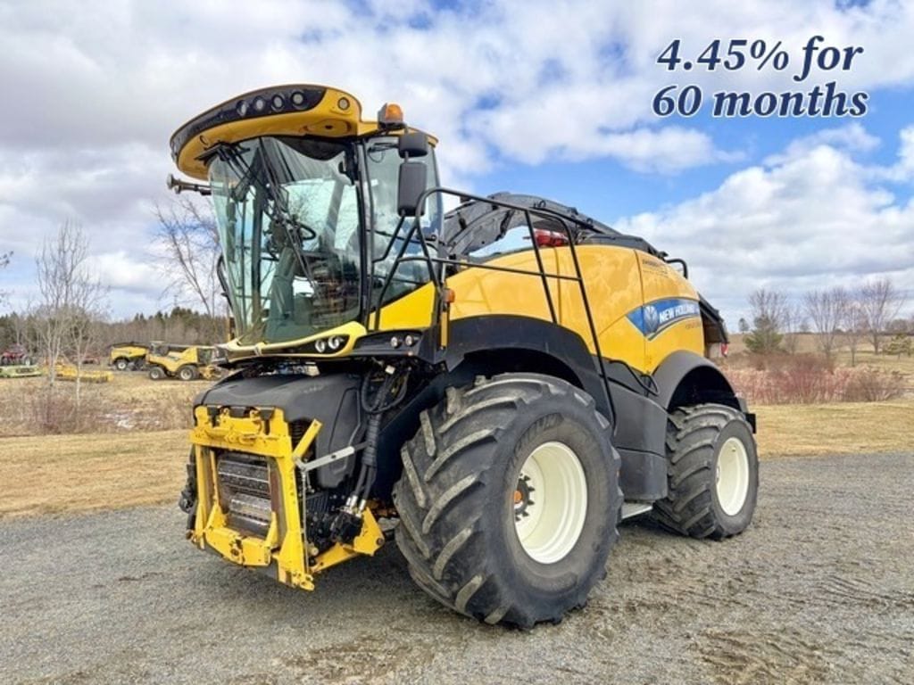 2021 New Holland FR920 Equipment Image0