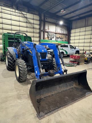 Image of New Holland Workmaster 95 equipment image 3