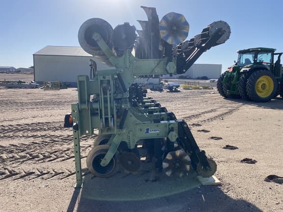 Image of Orthman 1tRIPr equipment image 2
