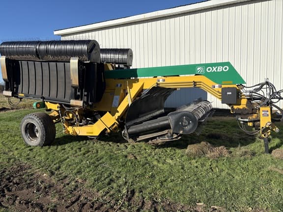 Image of Oxbo 2334 equipment image 3