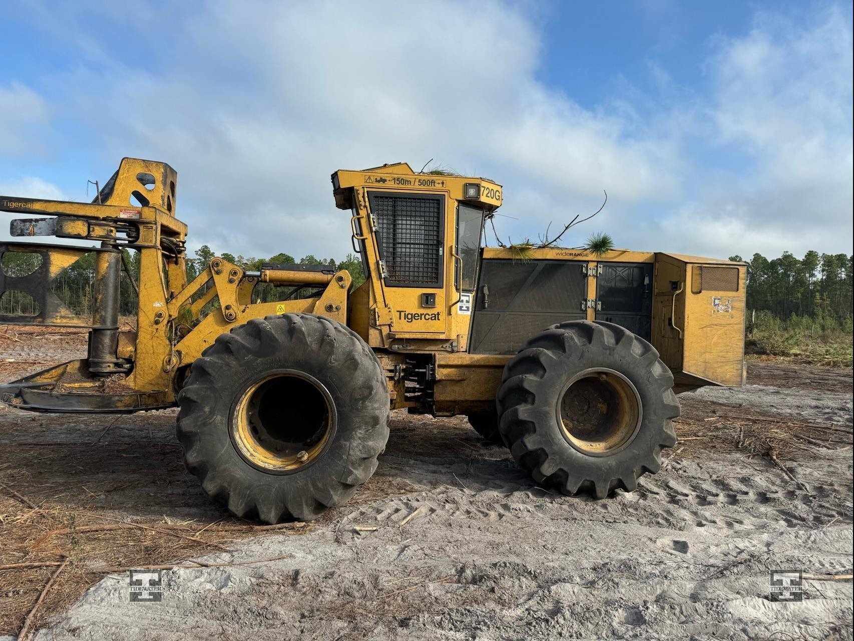 2021 Tigercat 720G Equipment Image0