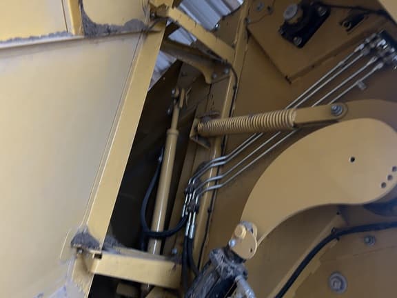 Image of Vermeer 604R Premium equipment image 2