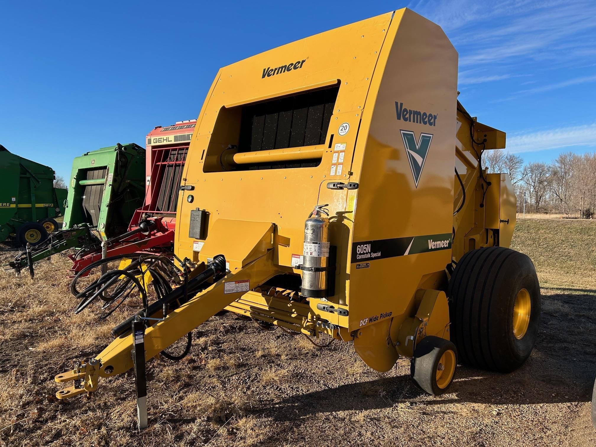 2021 Vermeer 605N Cornstalk Special Equipment Image0