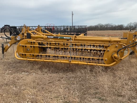 Image of Vermeer R2300 equipment image 2