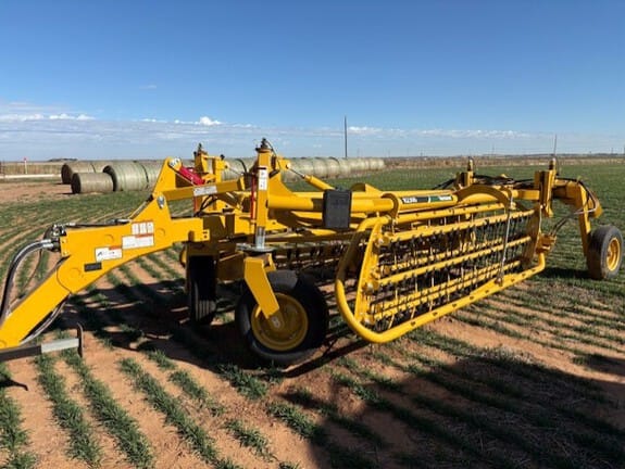 2021 Vermeer R2300 Equipment Image0