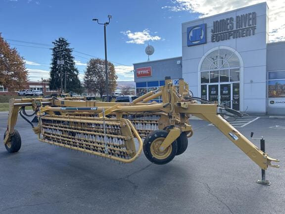 2021 Vermeer R2800 Equipment Image0