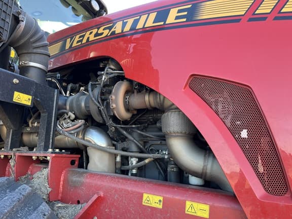 Image of Versatile 610DT equipment image 3