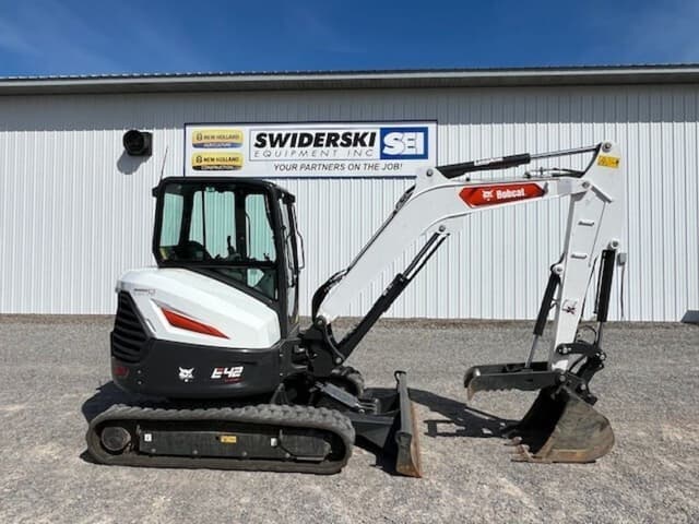 Image of Bobcat E42 equipment image 1