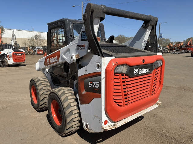 Image of Bobcat S76 equipment image 3