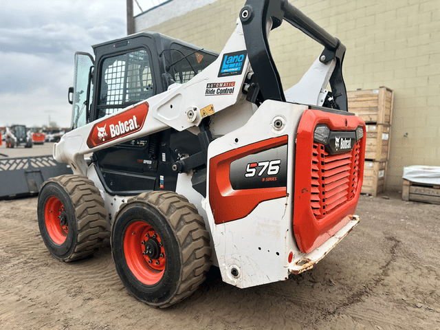 Image of Bobcat S76 equipment image 3