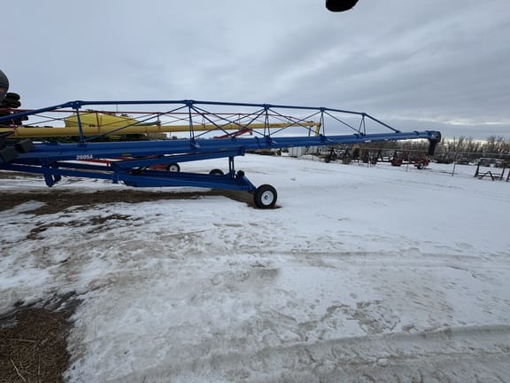 2022 Brandt 2095 Equipment Image0