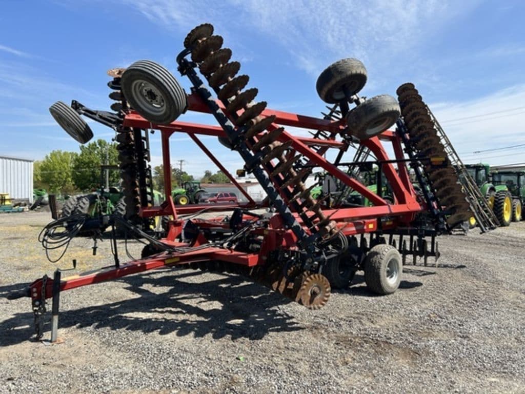 Image of Case IH 335VT Primary image
