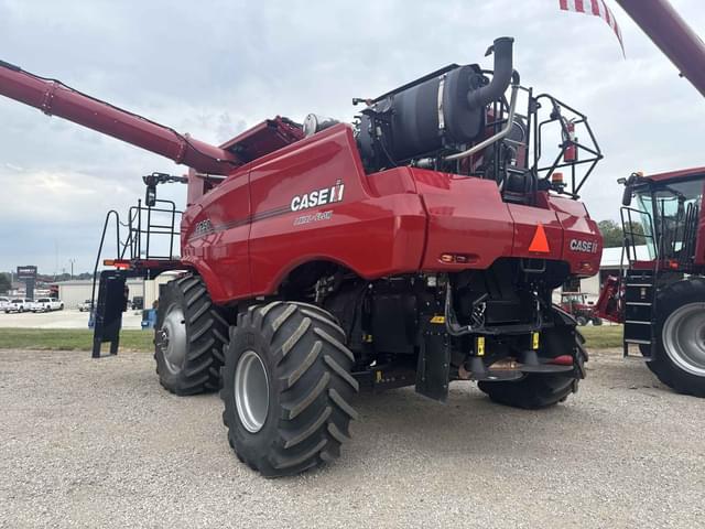 Image of Case IH 8250 equipment image 4