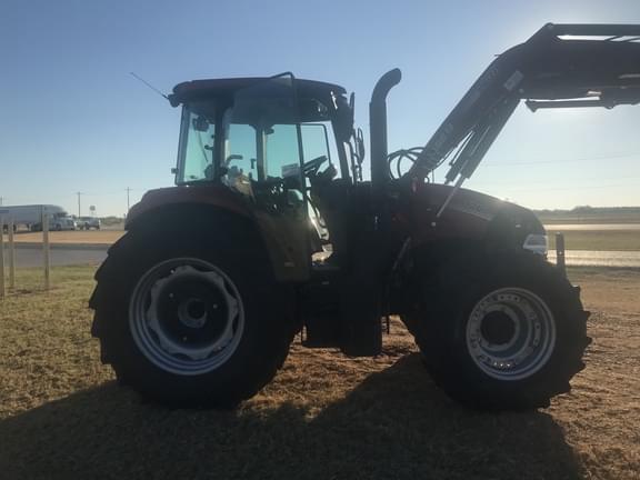 Image of Case IH Farmall 120C equipment image 2