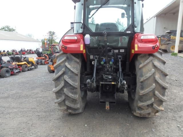 Image of Case IH Farmall 90C equipment image 3