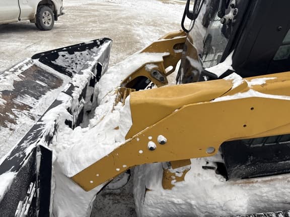 Image of Caterpillar 299D3 equipment image 4