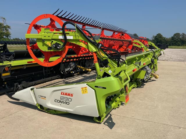 Image of CLAAS Convio Flex 1230 equipment image 1