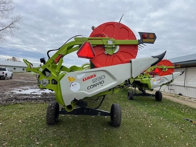 Image of CLAAS Convio Flex 1230 equipment image 2