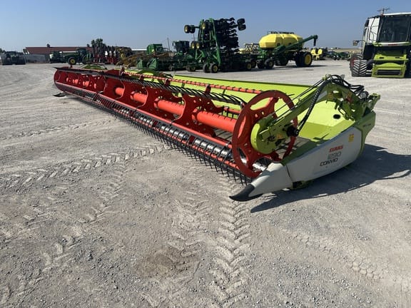 2022 CLAAS Convio Flex 1230 Equipment Image0