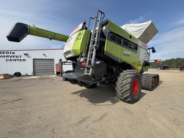 Image of CLAAS Lexion 8700TT equipment image 4