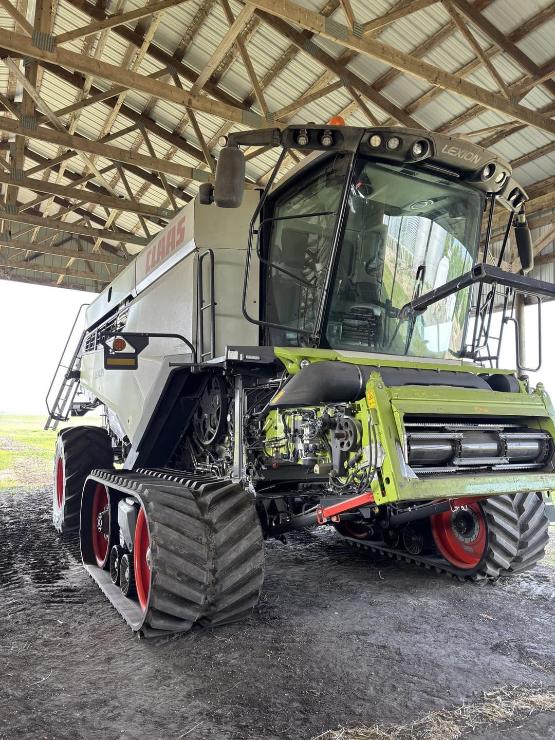 Image of CLAAS Lexion 8700TT Primary image
