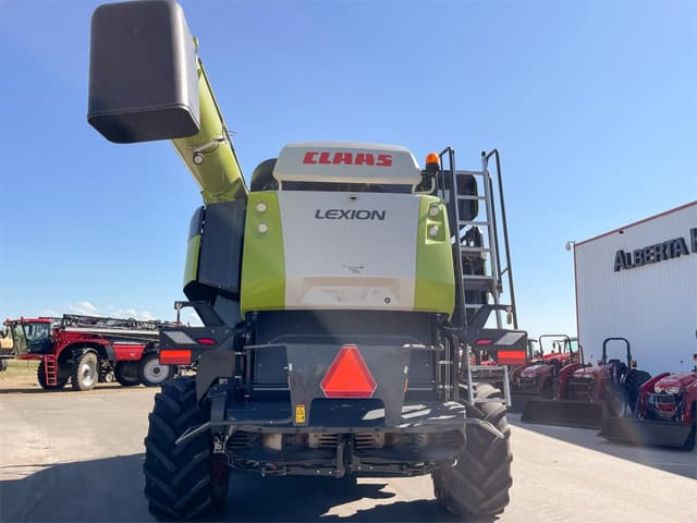 Image of CLAAS Lexion 8700TT equipment image 3