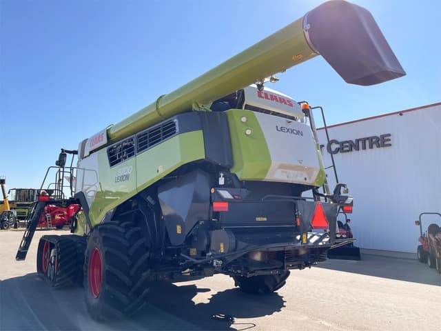 Image of CLAAS Lexion 8700TT equipment image 2