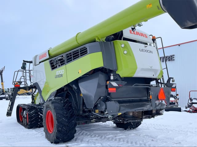 Image of CLAAS Lexion 8700TT equipment image 2