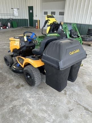 Image of Cub Cadet LT42E Image 1