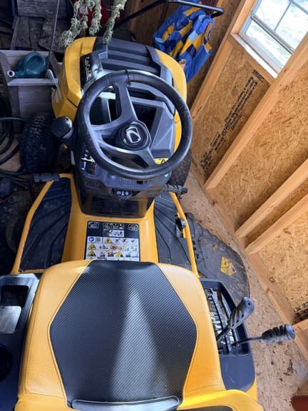 Image of Cub Cadet XT1 LT46 Primary image