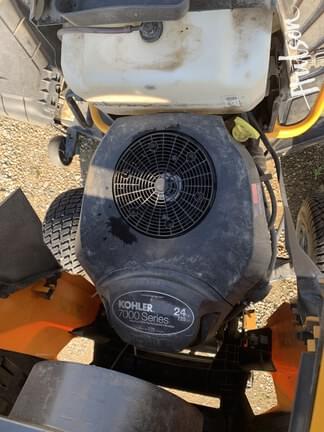 Image of Cub Cadet XT2 SLX50 equipment image 4
