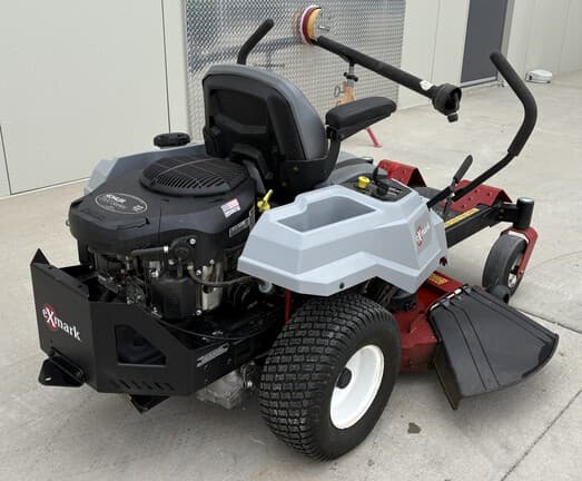 Image of Exmark Quest equipment image 2