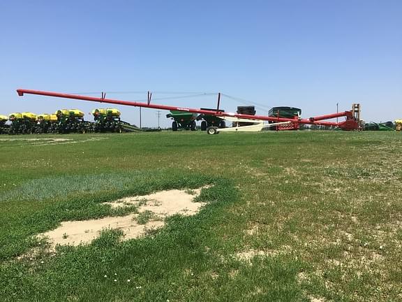 Image of Farm King 1385 equipment image 2