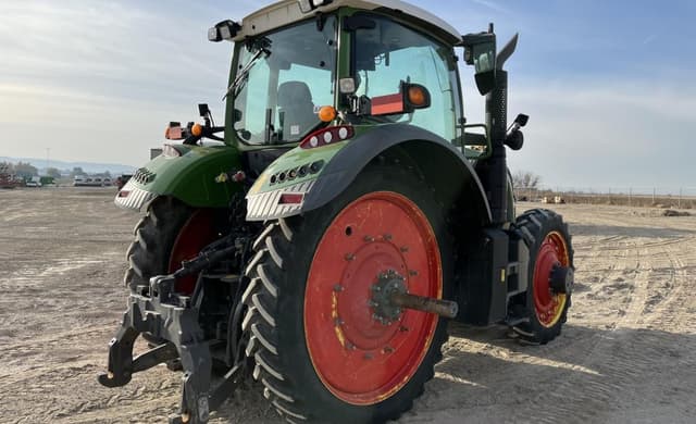 Image of Fendt 724 Vario equipment image 4