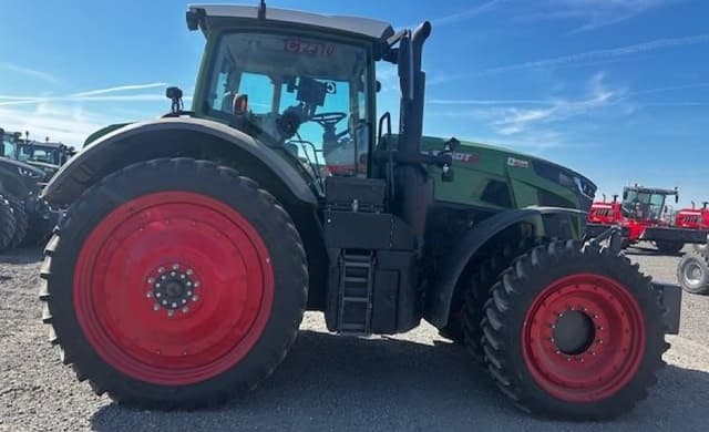 Image of Fendt 933 Vario equipment image 4