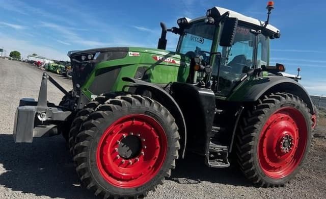 Image of Fendt 933 Vario equipment image 1