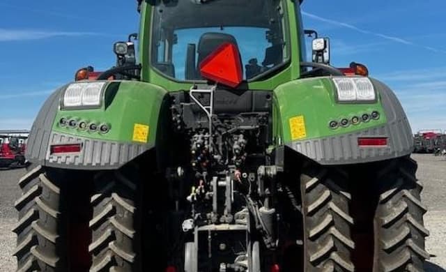 Image of Fendt 933 Vario equipment image 3