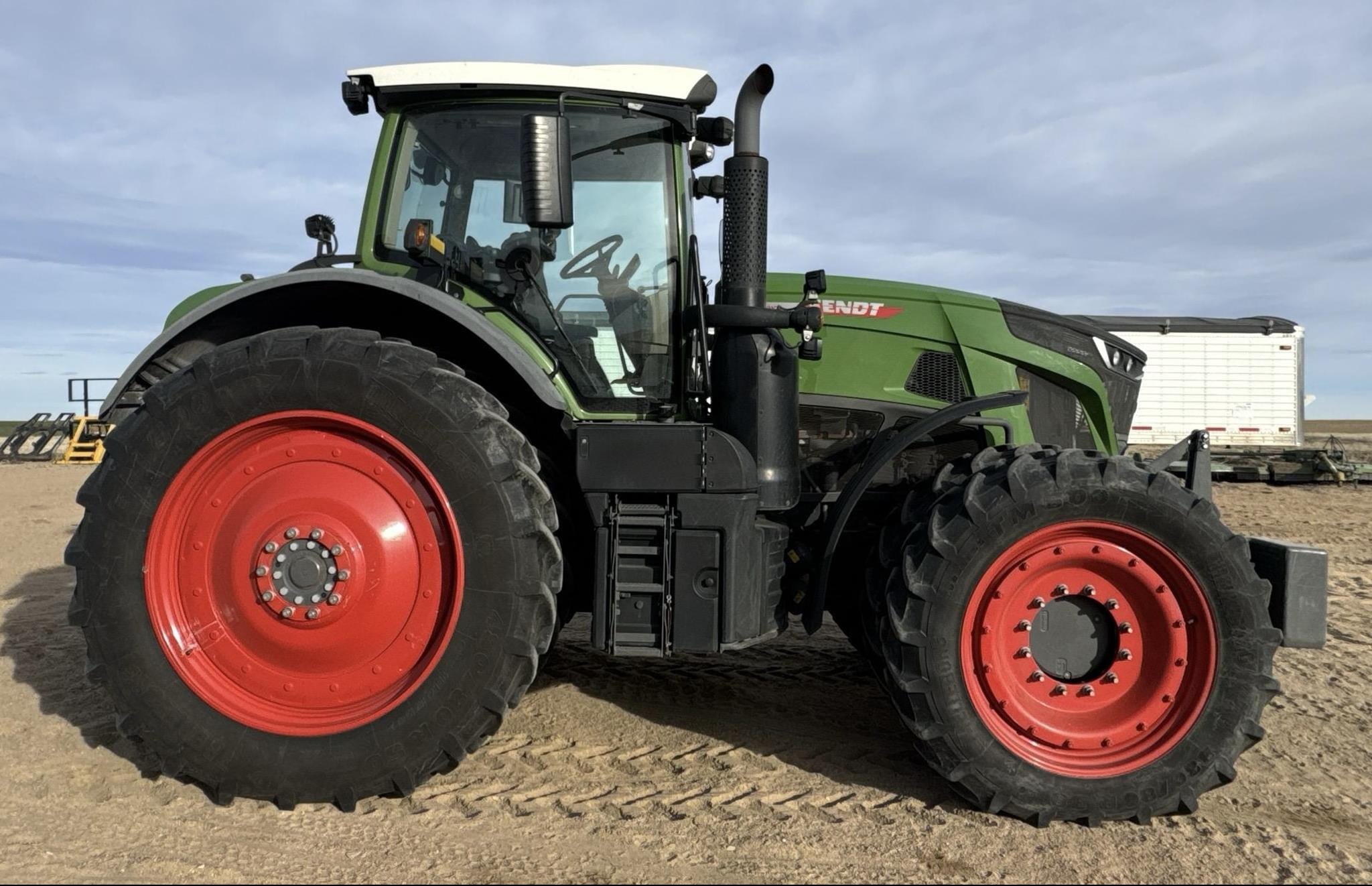 2022 Fendt 933 Vario Equipment Image0