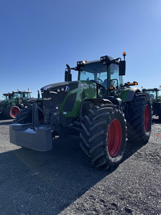 Image of Fendt 933 Vario equipment image 1
