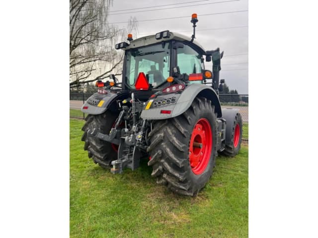 Image of Fendt Favorit 716 Vario equipment image 3