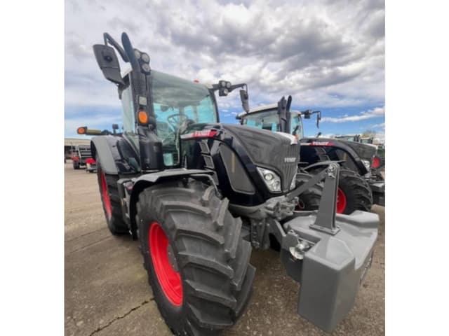 Image of Fendt Favorit 716 Vario equipment image 2
