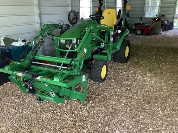 2022 Frontier AV20F Equipment Image0