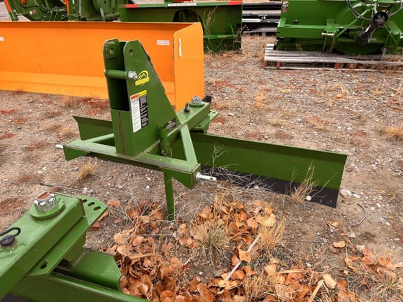 2022 Frontier RB5072 Equipment Image0