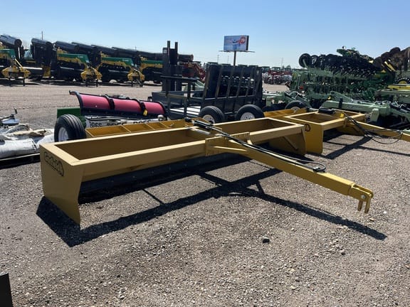 2022 Garfield Undetermined Equipment Image0