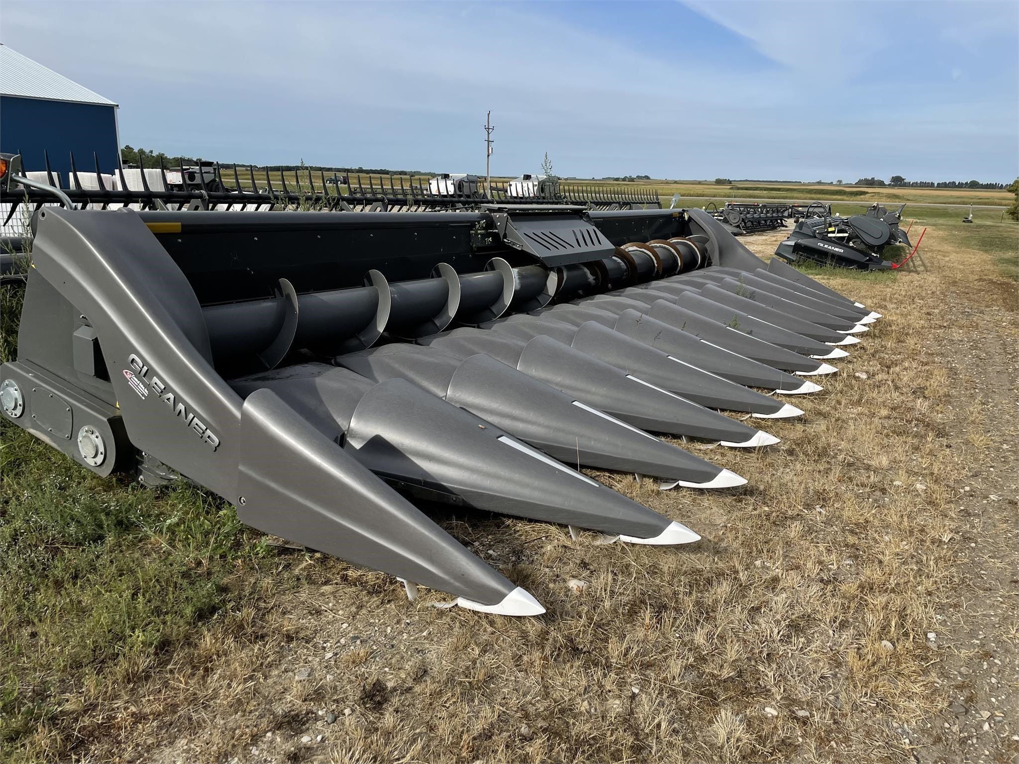 2022 Gleaner 3312 Equipment Image0