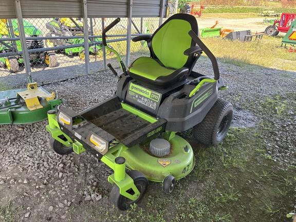 2022 Greenworks CRZ428 Equipment Image0