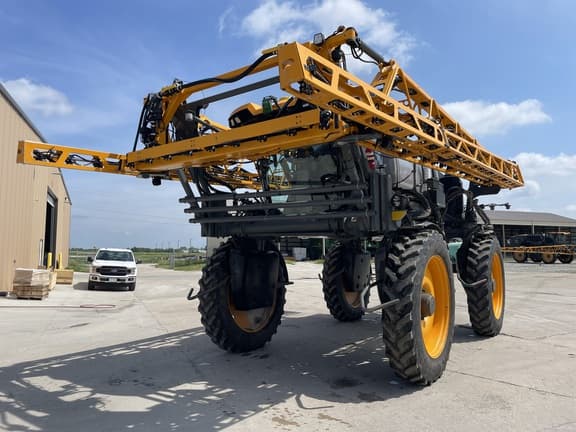 Image of Hagie STS12 equipment image 1